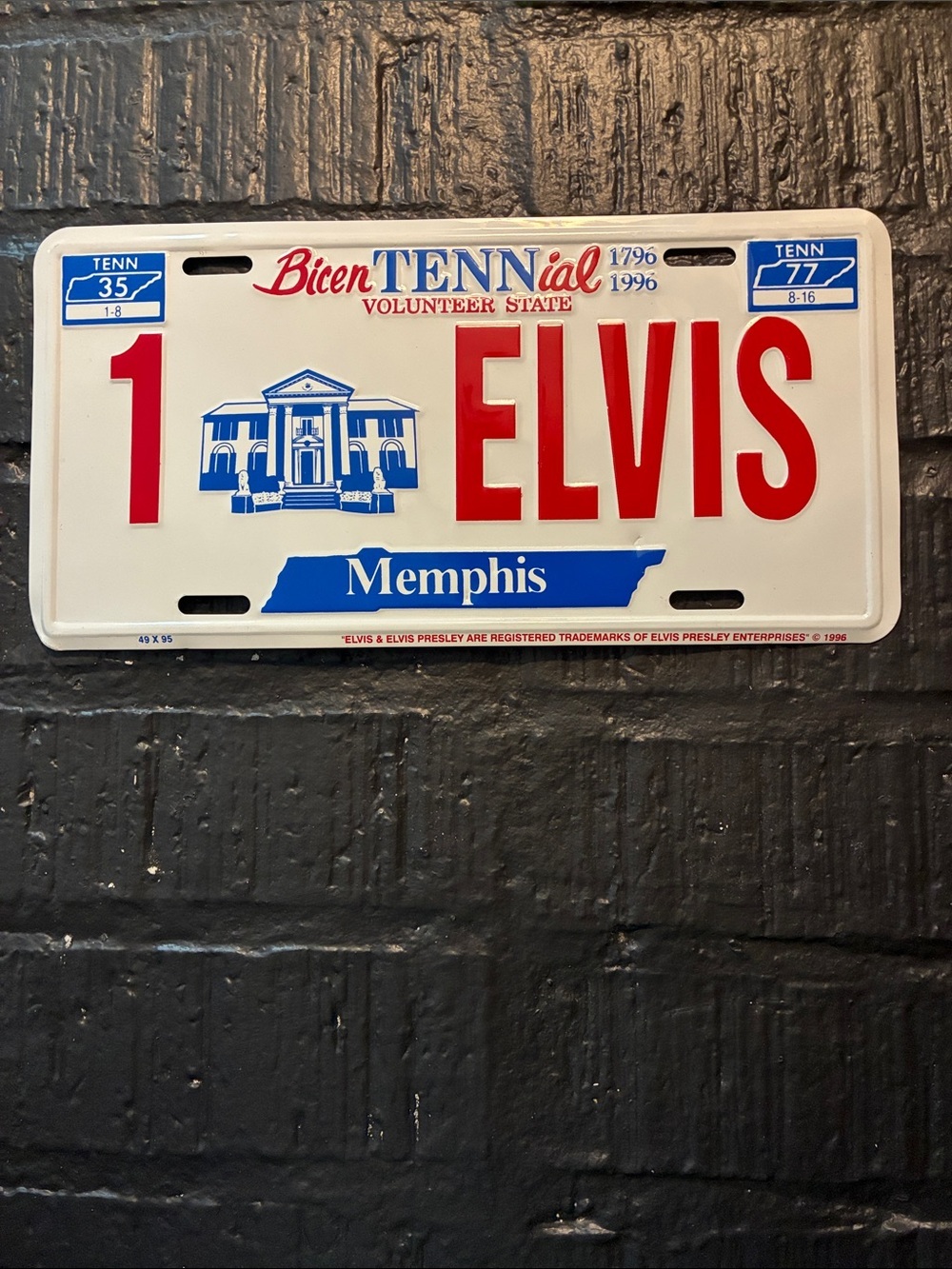 ELVIS Memphis License Plate Wall Art - Red & Blue on White